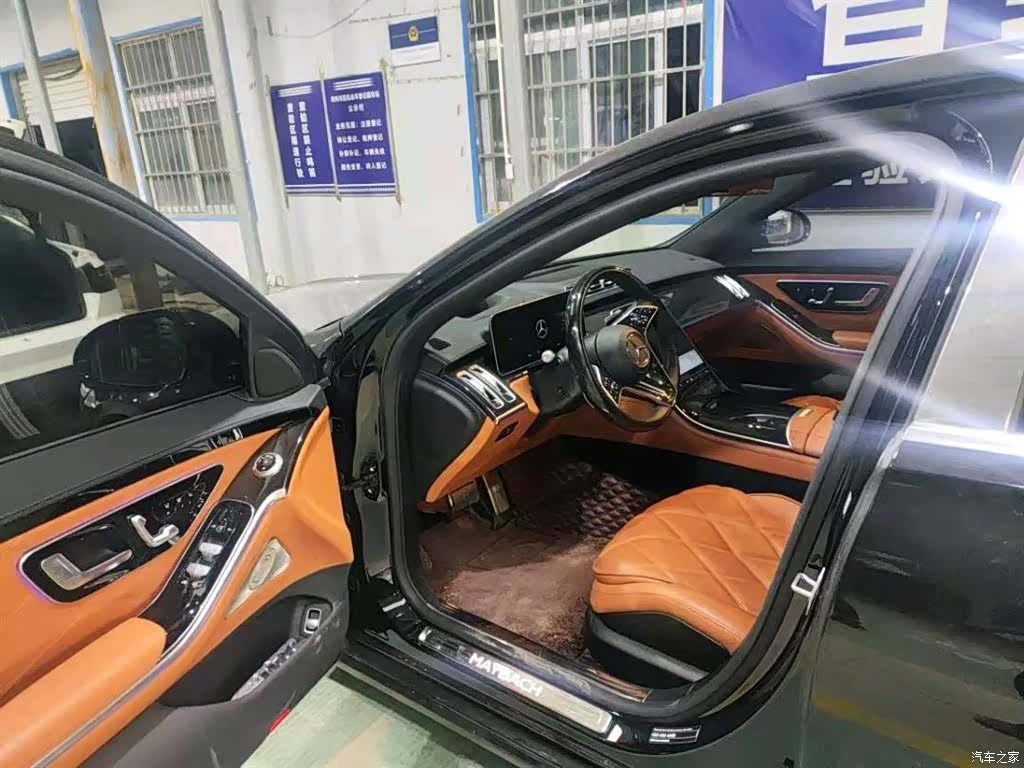 Maybach S-Class, 2023 6