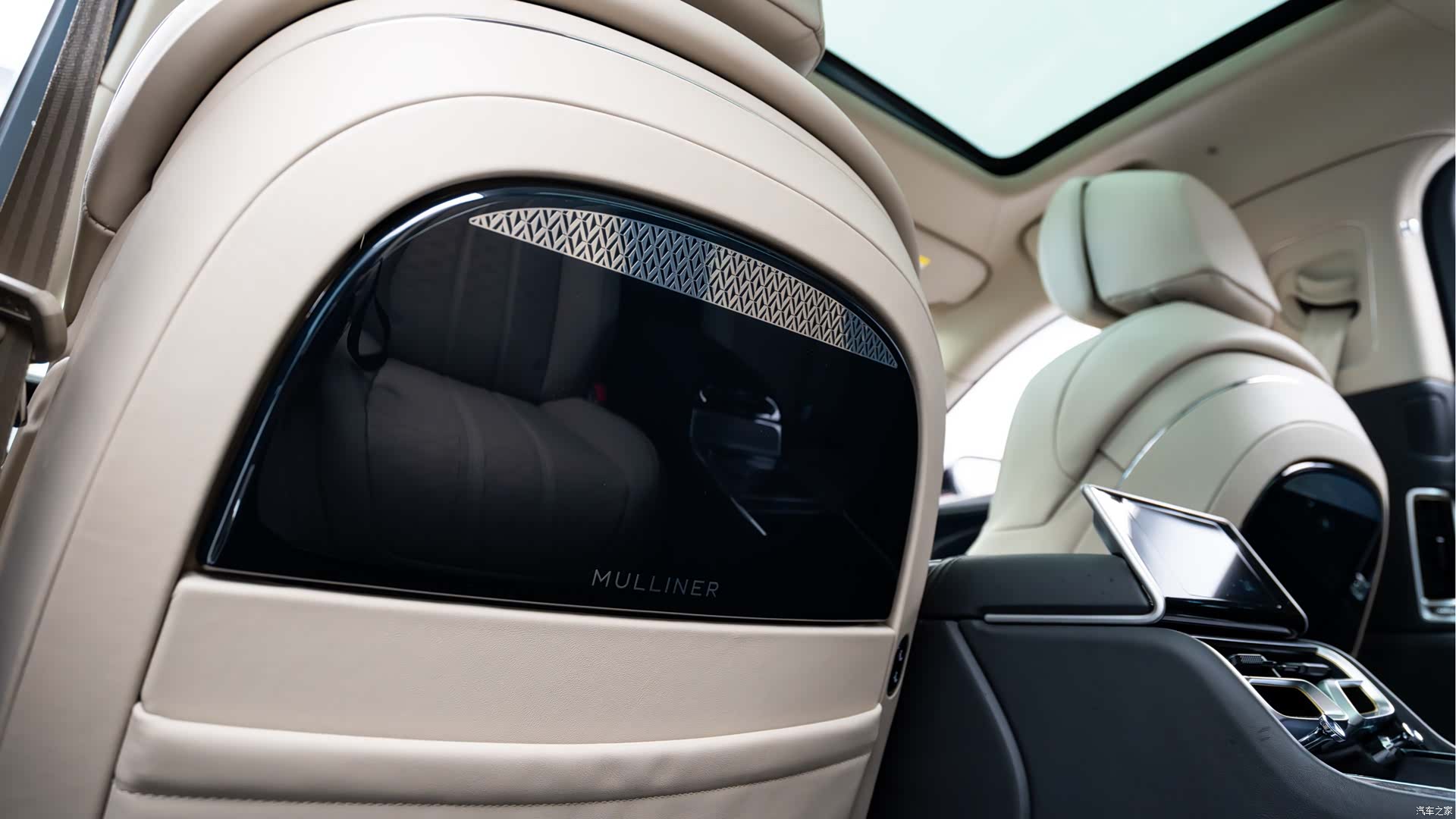 Bentley Flying Spur, 2025 17