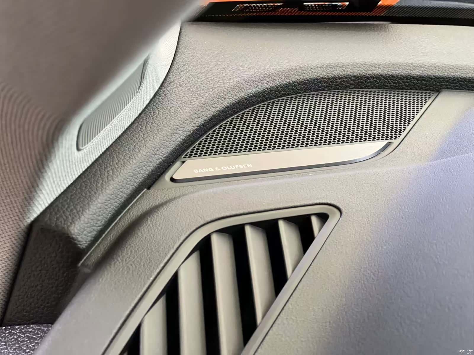 Audi Q5L, 2022 21