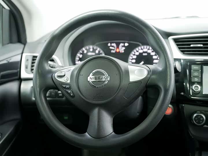 Nissan Sylphy, 2016 года фото 6