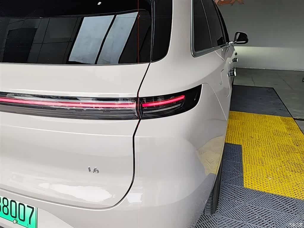Li Auto L6, 2024 8