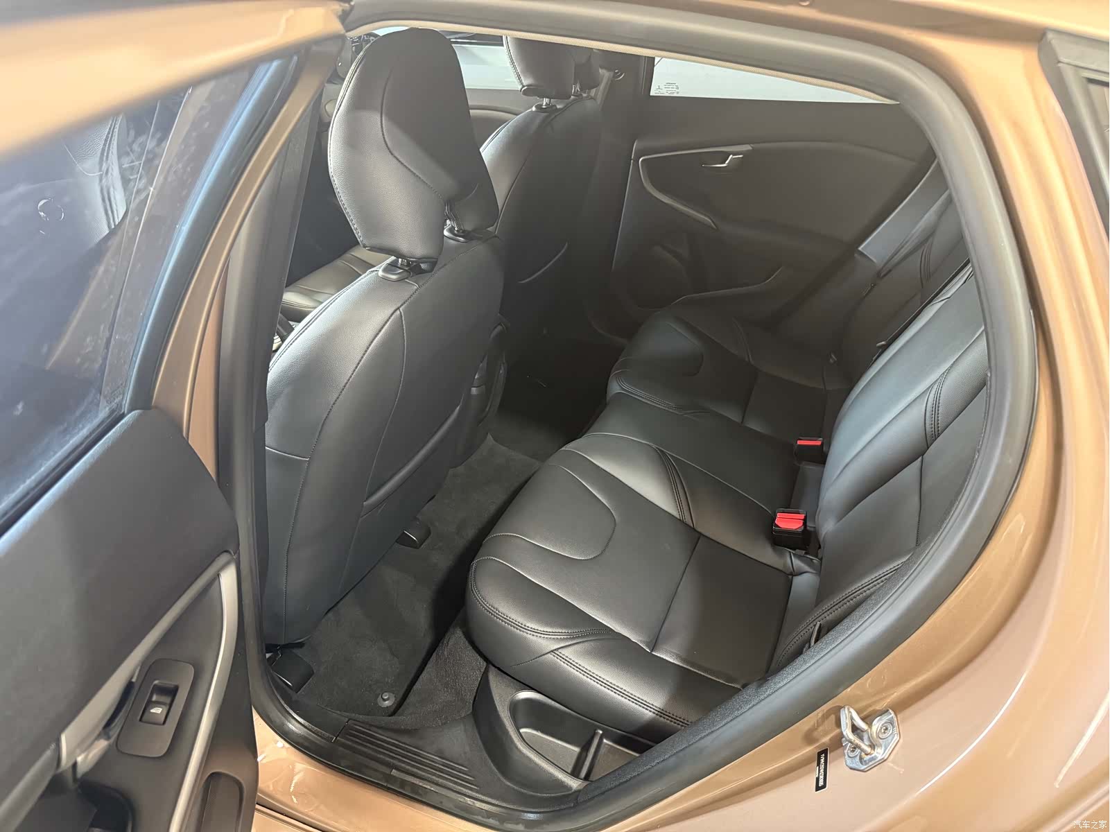 Volvo V40, 2017 7