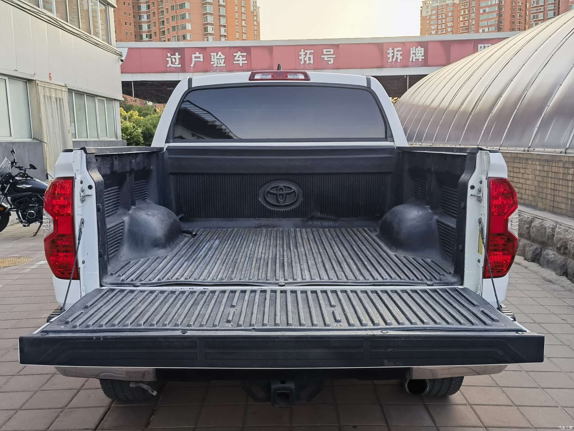 Toyota Tundra, 2023 14