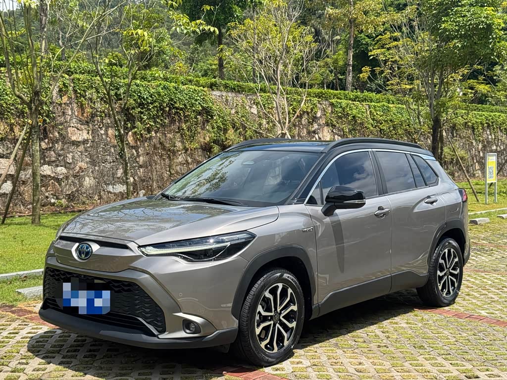 Toyota Frontlander 2023 2.0L Luxury