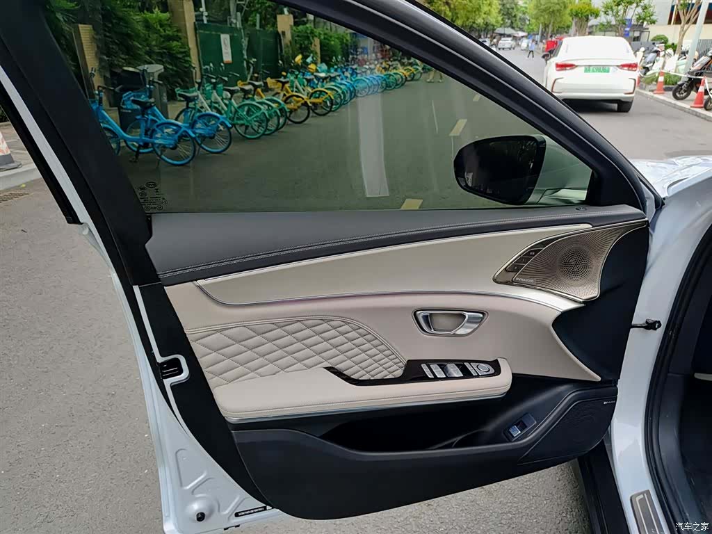 BYD Han, 2024 6
