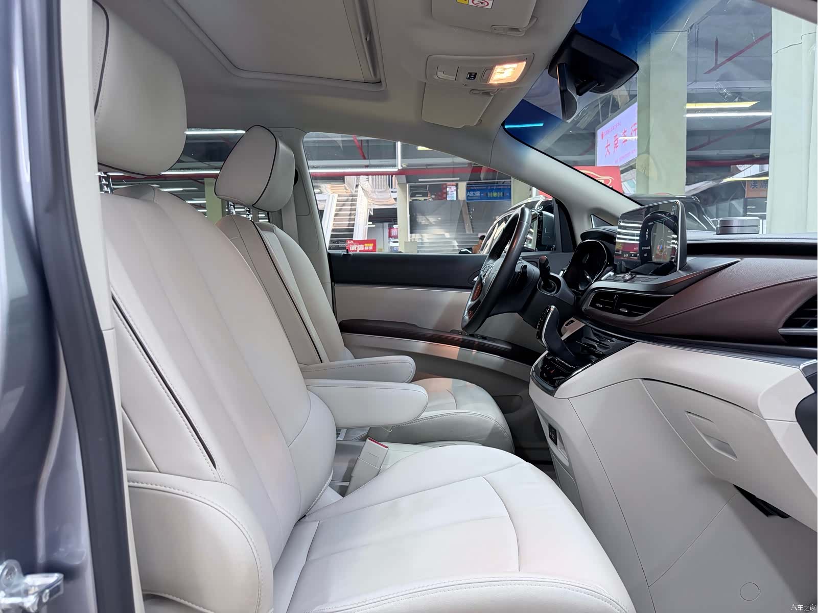 Buick GL8, 2020 15
