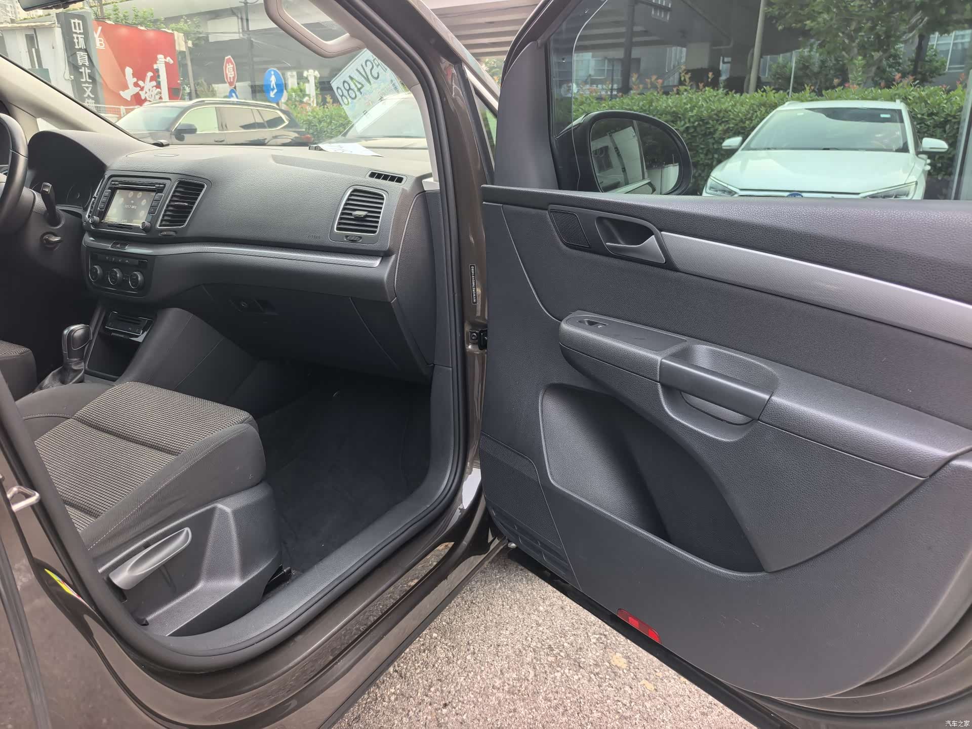 Volkswagen Xia, 2016 8