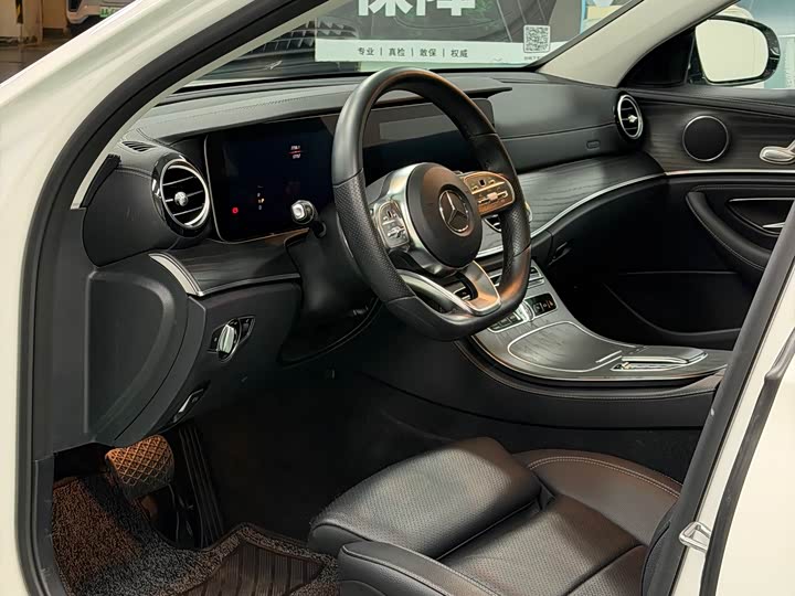 Mercedes-Benz E-Class, 2019 года фото 10