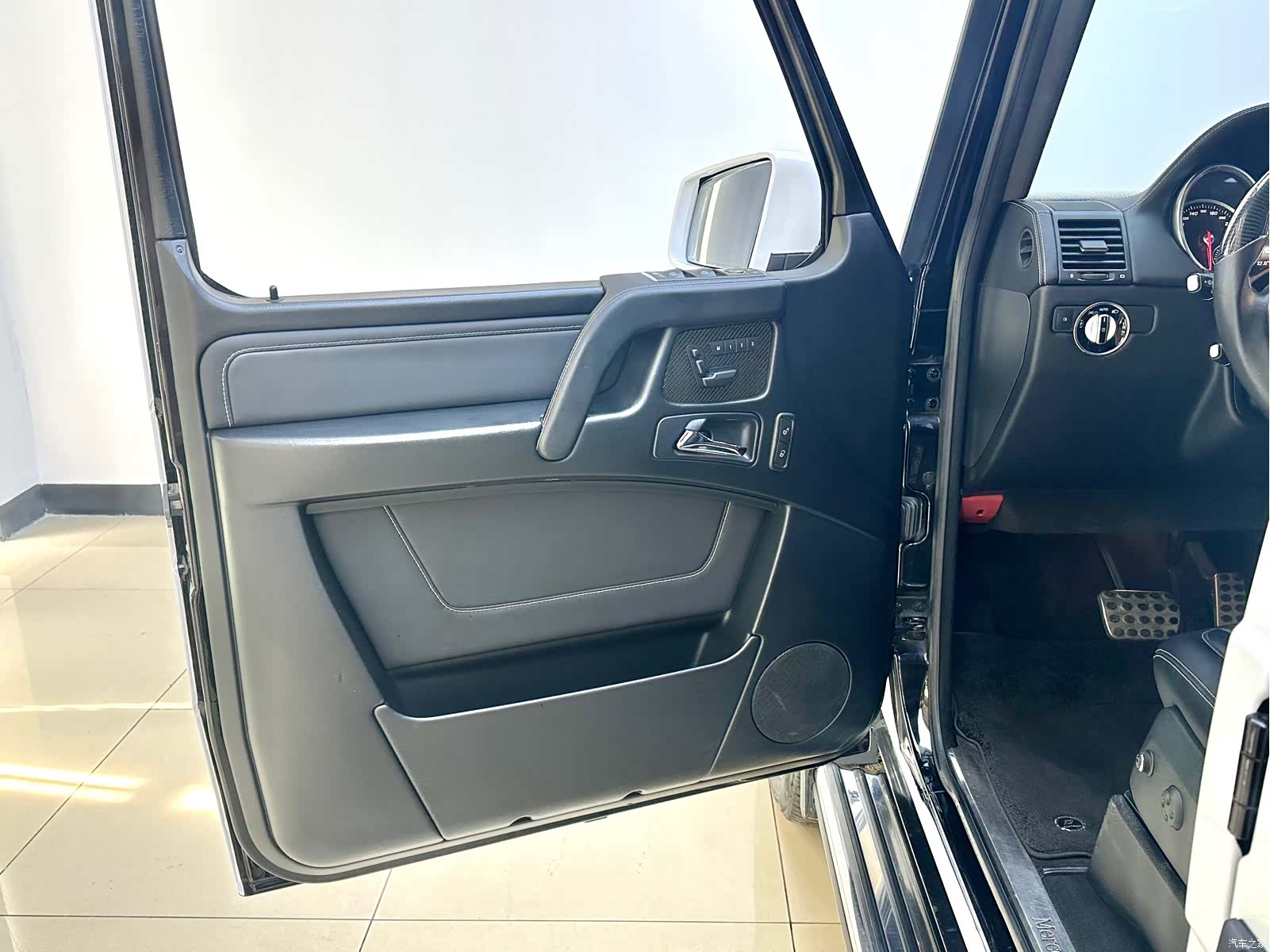 Mercedes-Benz G-Class, 2017 17