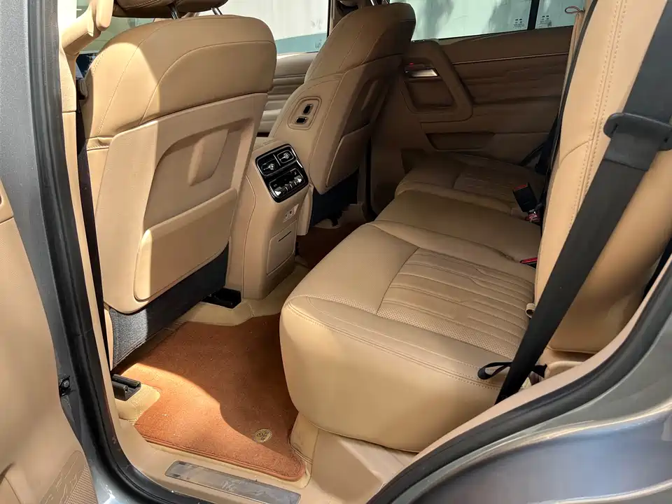 Beijing BJ60 Thunder