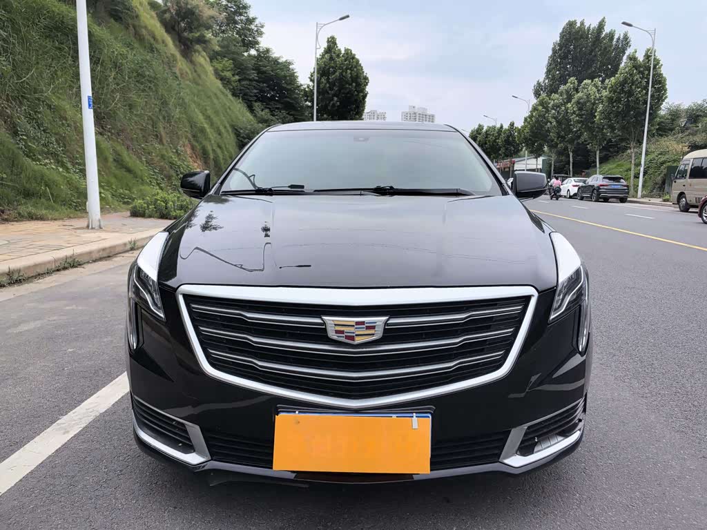 Cadillac XTS