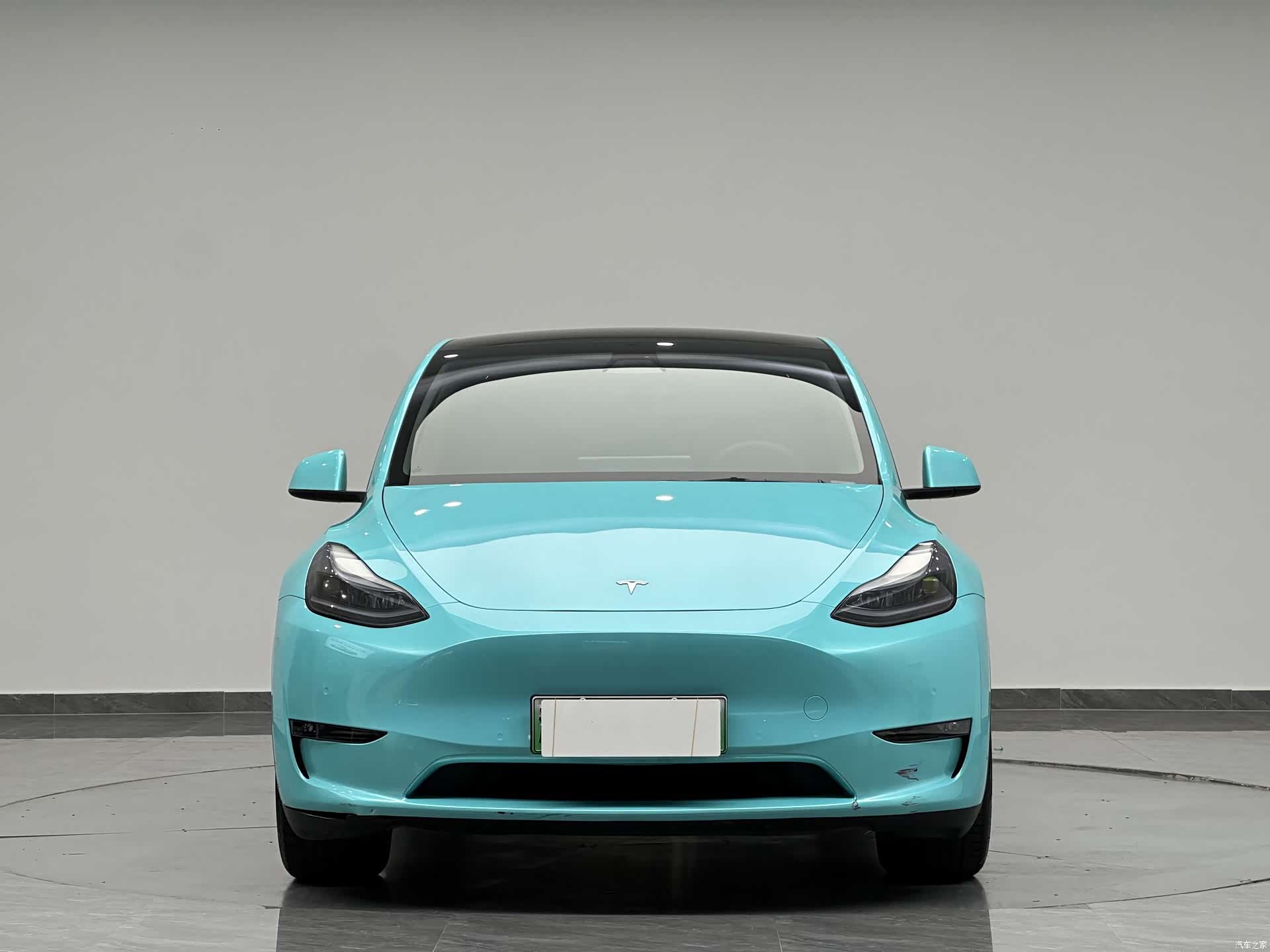 Tesla Model Y, 2023 3