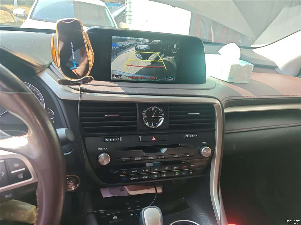 Lexus RX, 2022 9