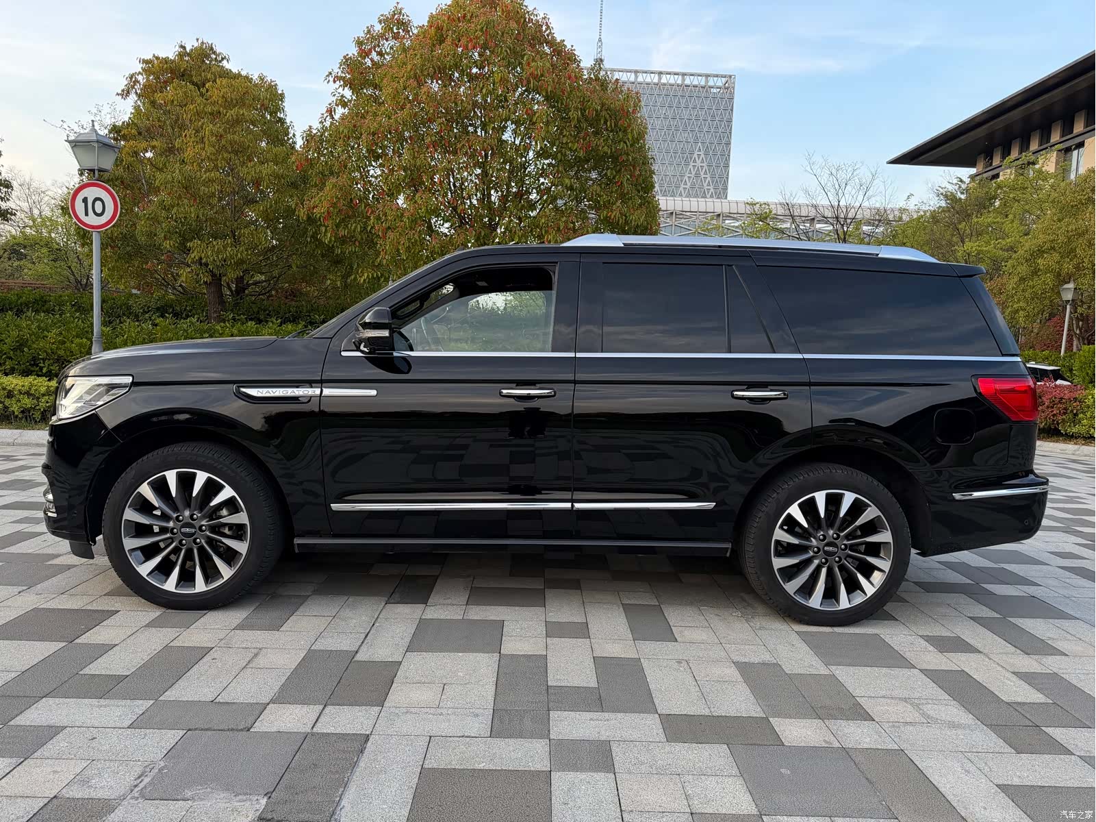 Lincoln Navigator, 2018 2