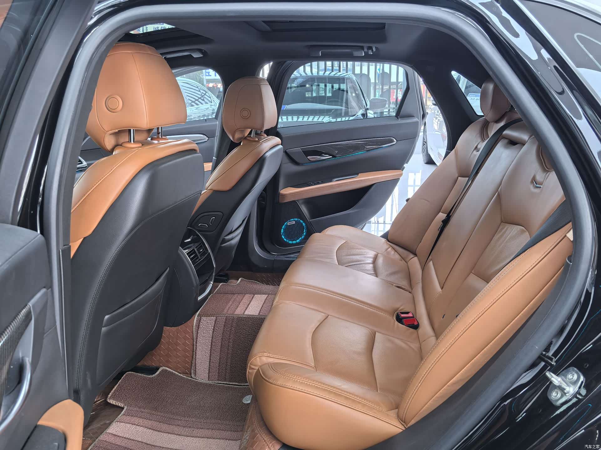 Cadillac CT6, 2023 9
