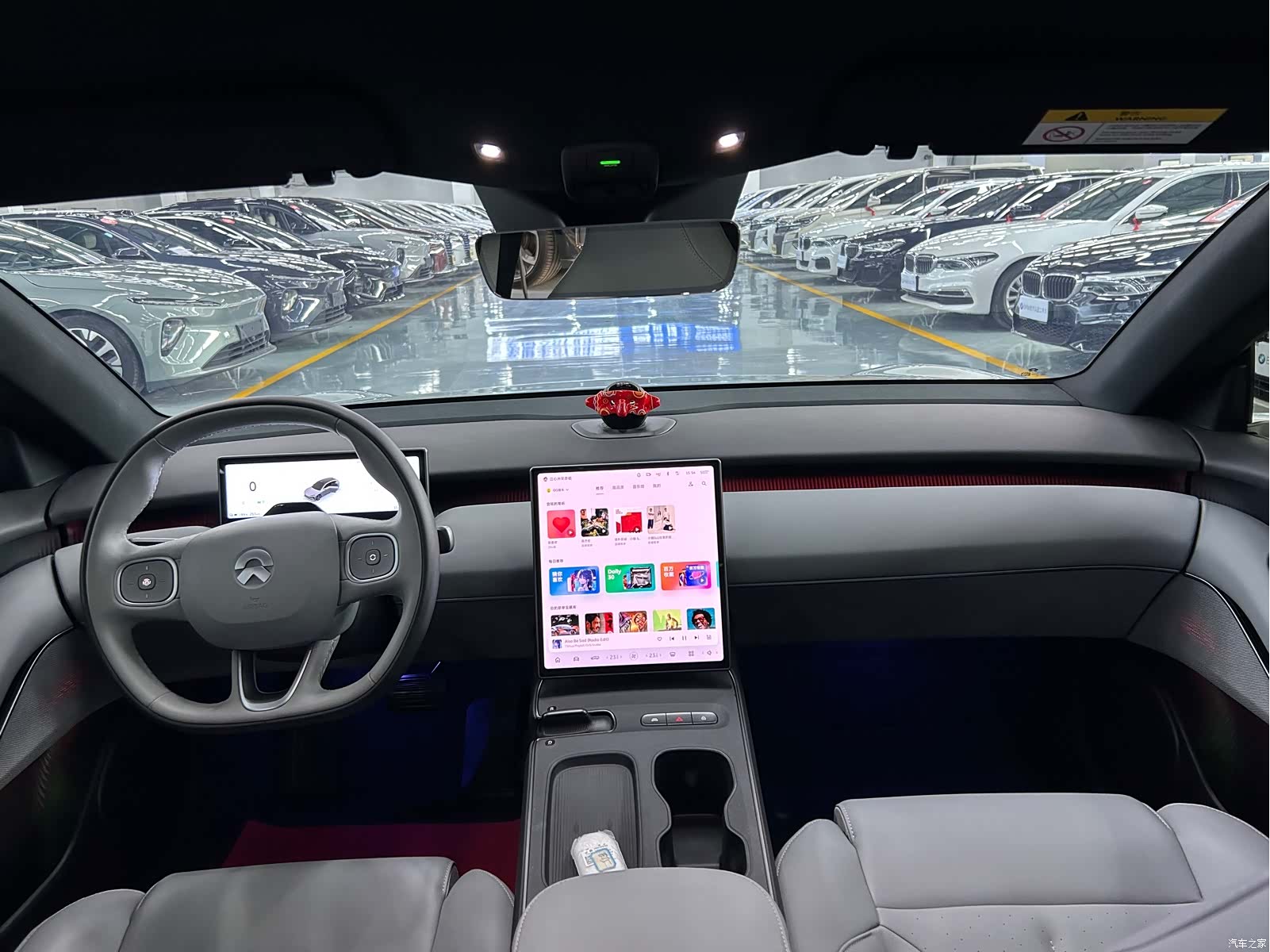 NIO ET5, 2025 все фото