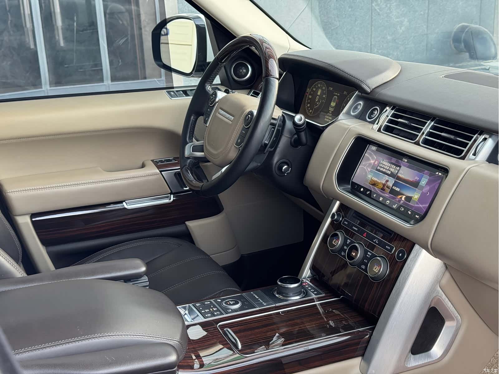 Land Rover Range Rover, 2018 16