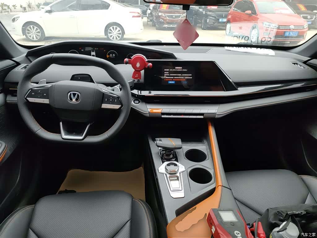 Changan UNI-V, 2022 12