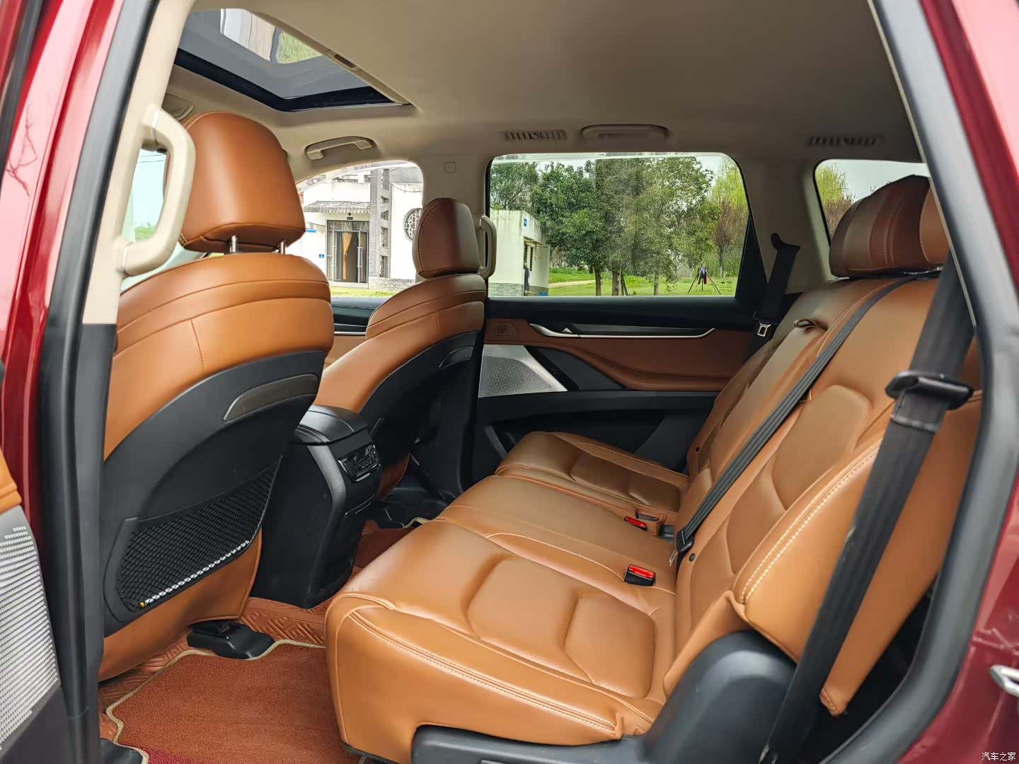 Maxus D90, 2019 6
