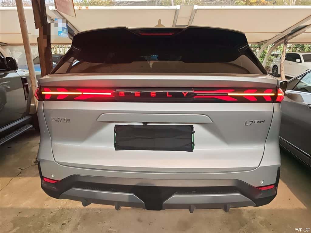 Geely Galaxy L7, 2025 6