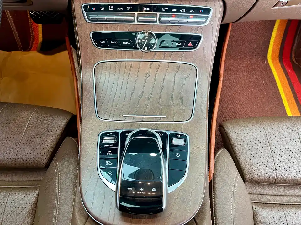 Mercedes-Benz E-class Mercedes-Benz E-class