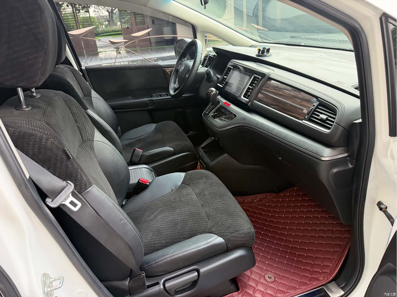 Honda Elysion, 2018 11