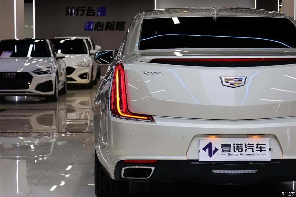 Cadillac XTS, 2018 8
