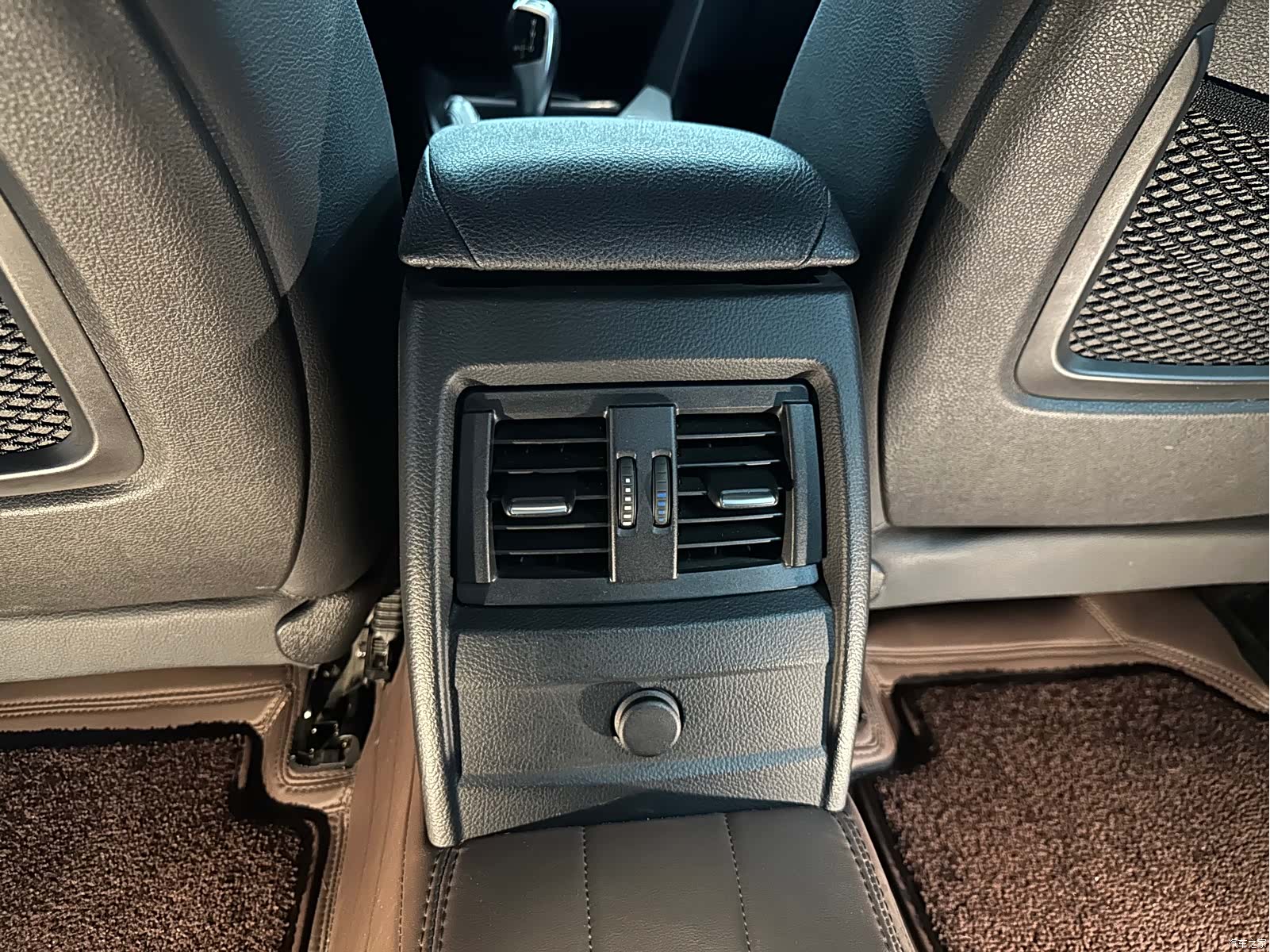 BMW 3 Series, 2015 12