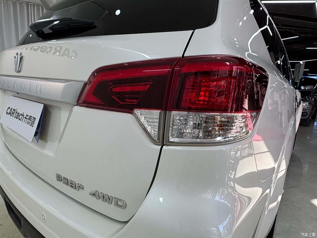 Nissan Paladin, 2024 23