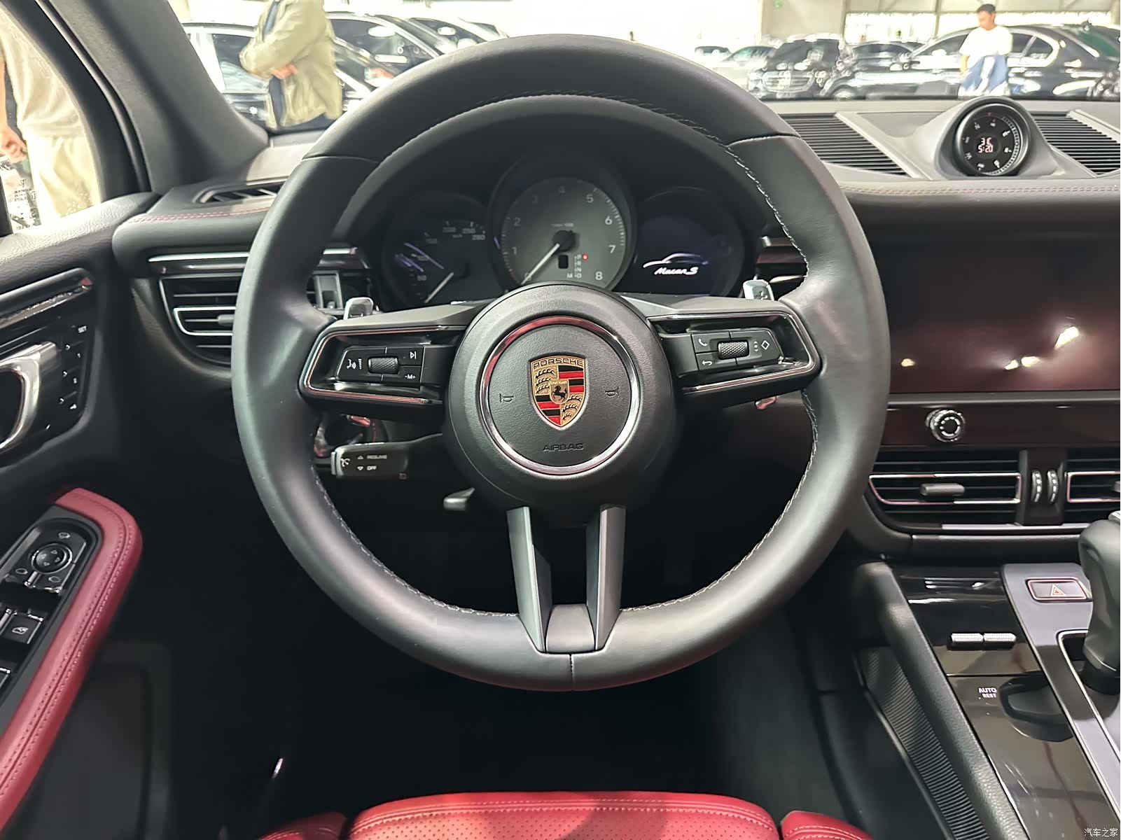 Porsche Macan, 2023 9