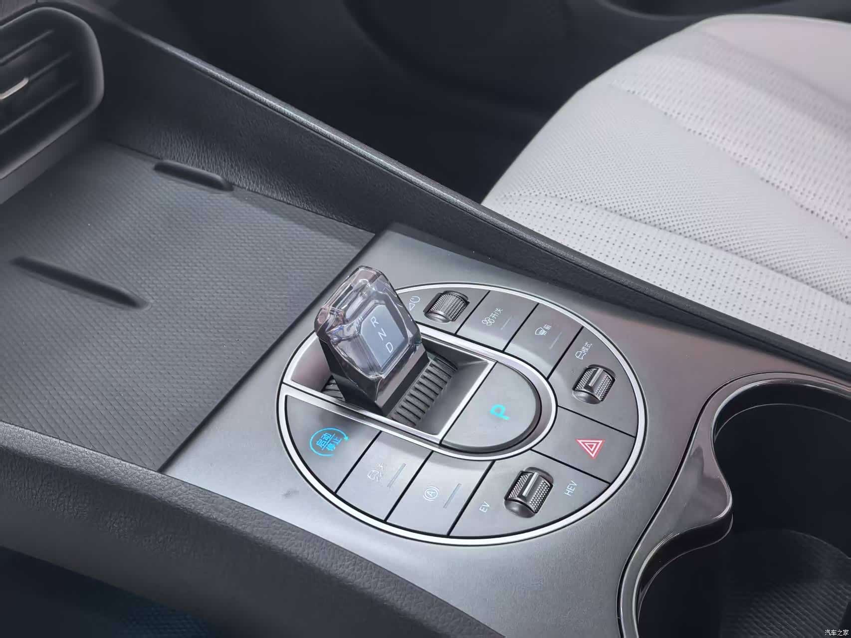 BYD Seal, 2025 10