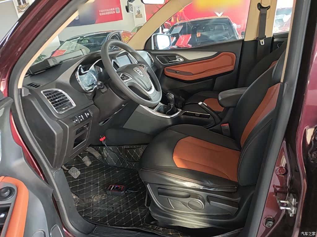 Wuling 560, 2016 15