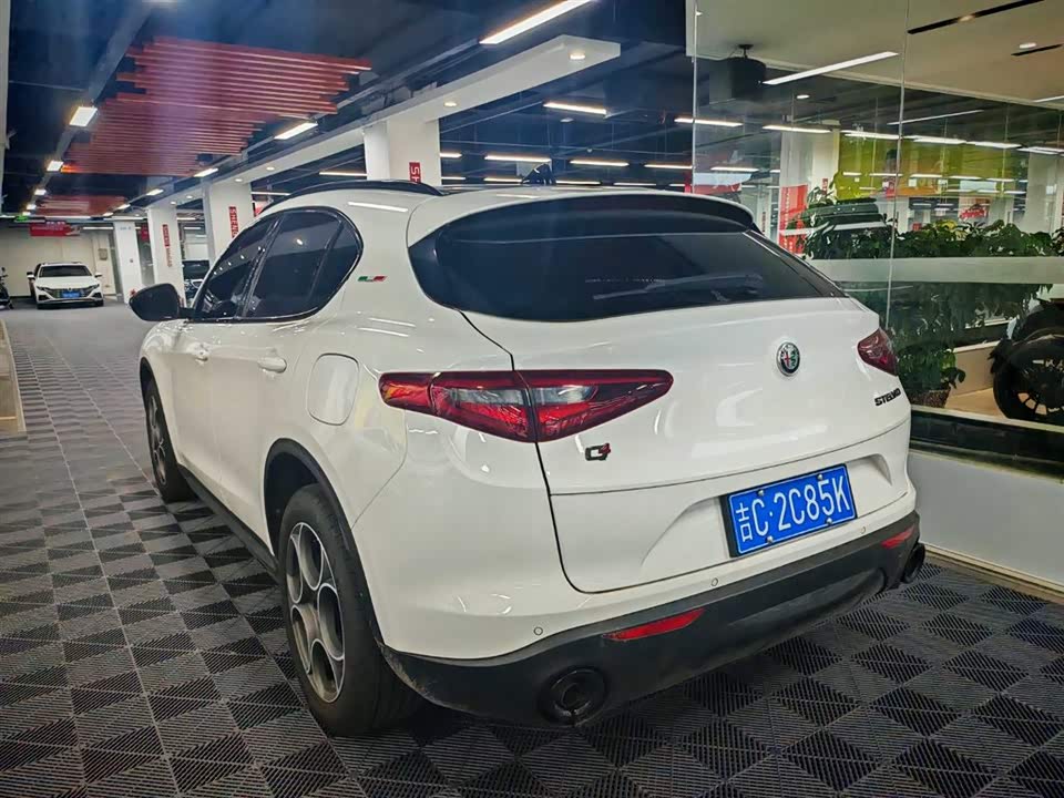 Alfa Romeo Stelvio Alfa Romeo Stelvio