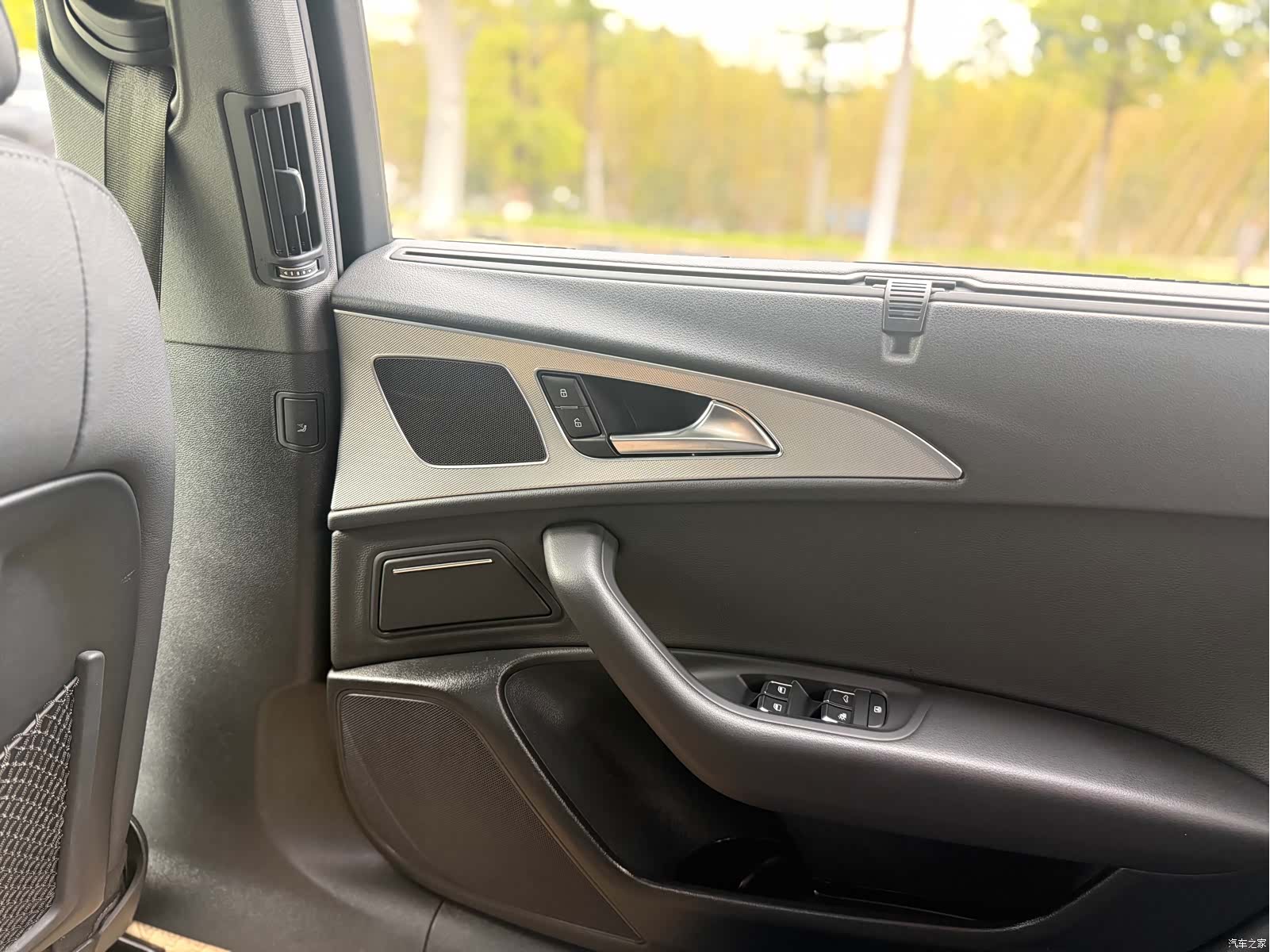 Audi A6L, 2018 9