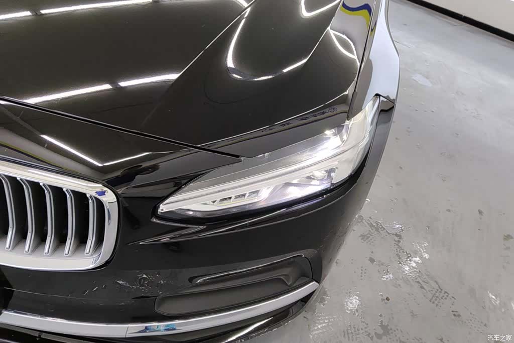 Volvo S90, 2023 все фото