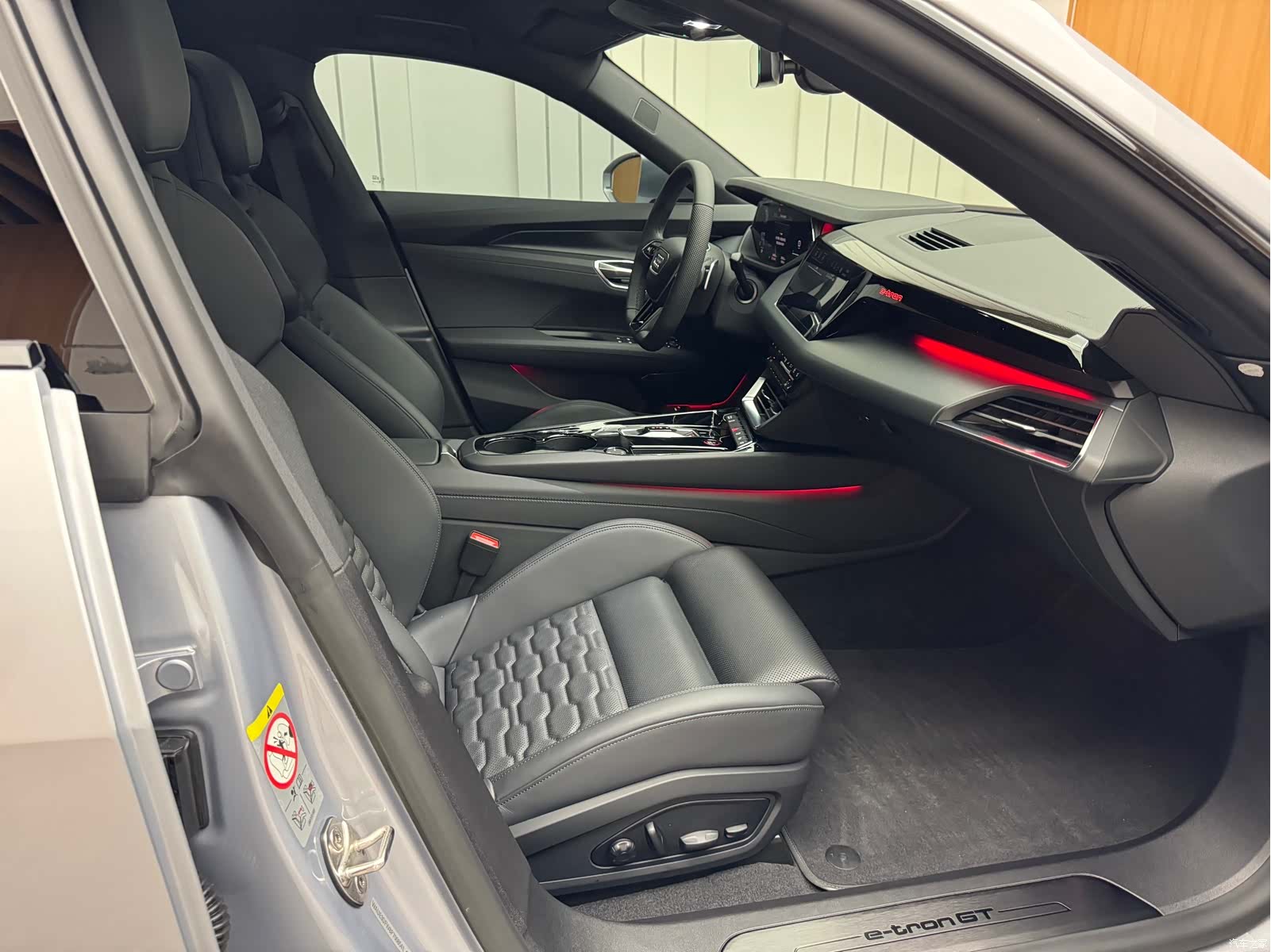 Audi e-tron, 2024 20