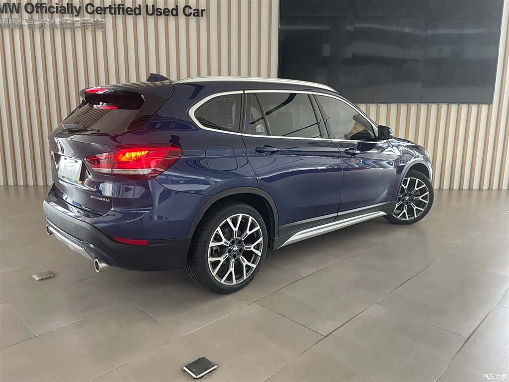 BMW X1, 2019 все фото