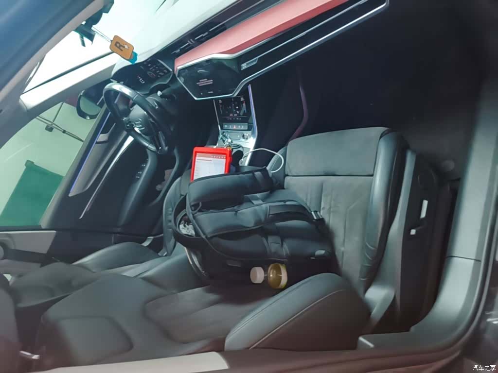 Audi A6, 2021 25