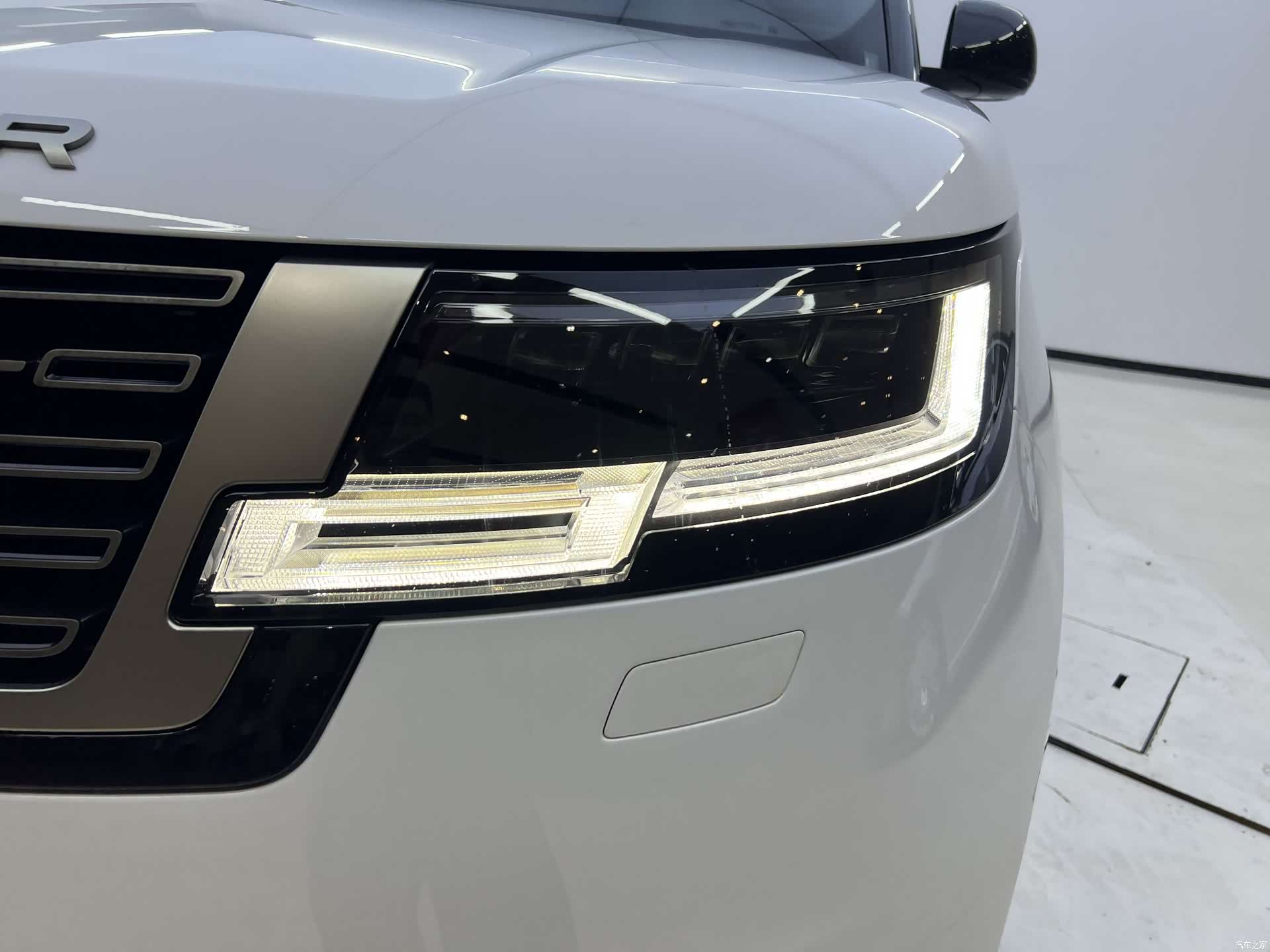 Land Rover Range Rover, 2023 все фото