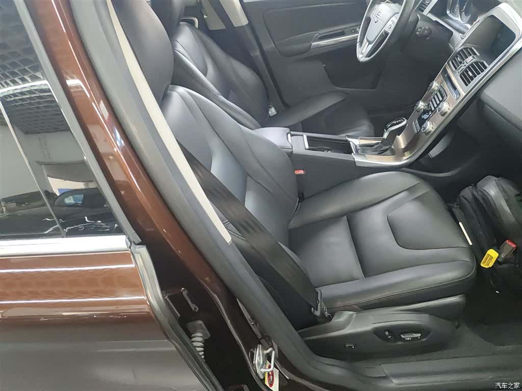 Volvo XC60, 2016 17