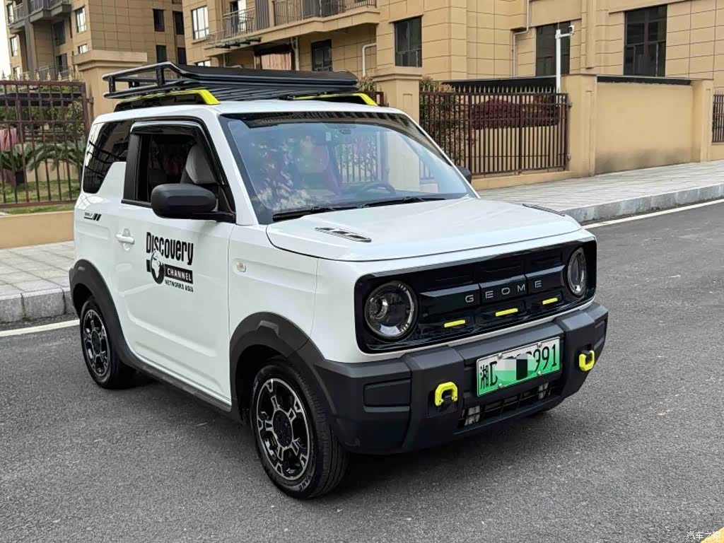 Geely Panda, 2025 3