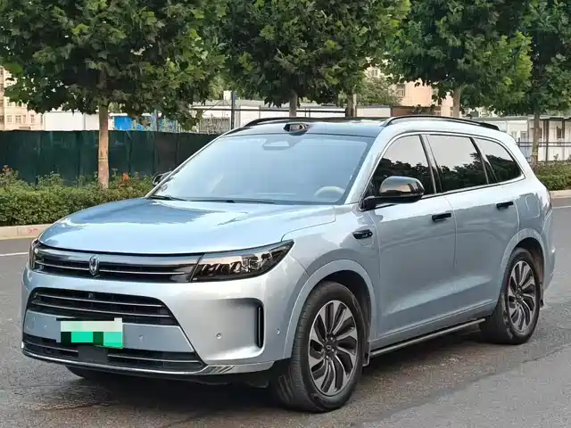 AITO M7 2023 — купить из Китая под заказ