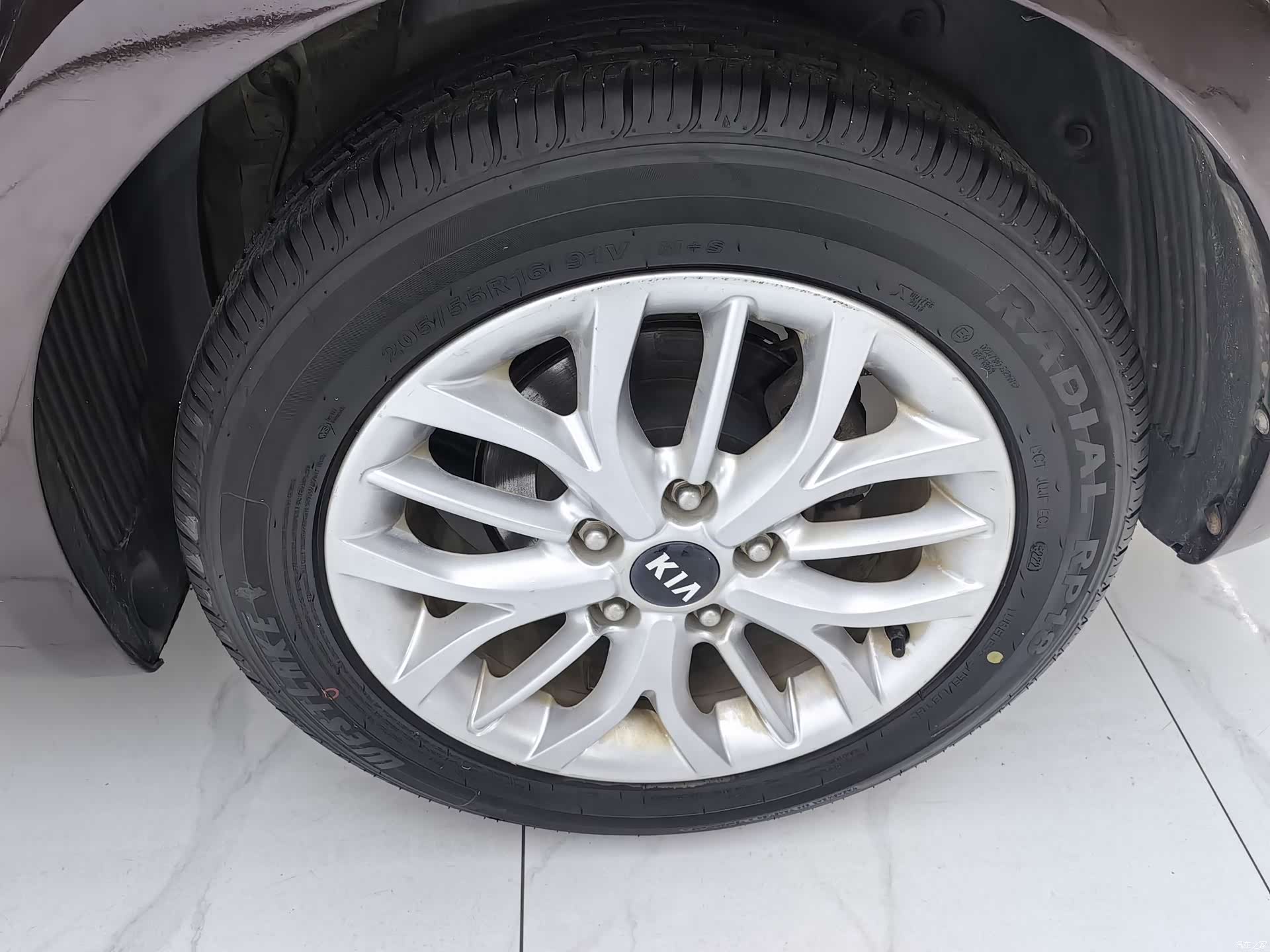 Kia K3, 2015 7