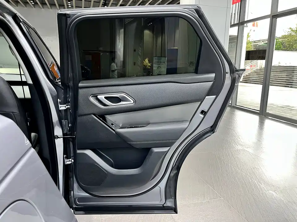 Land Rover Range Rover Star Pulse