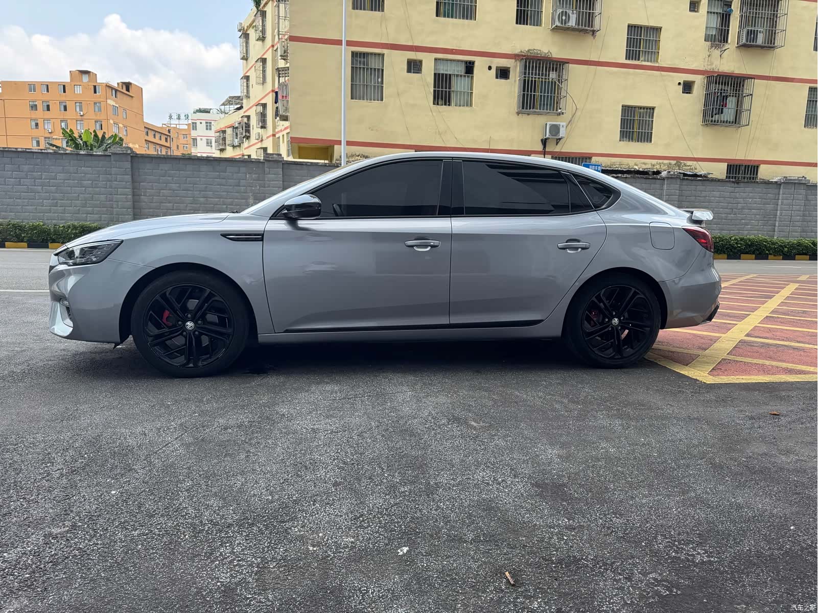 MG MG6, 2020 32