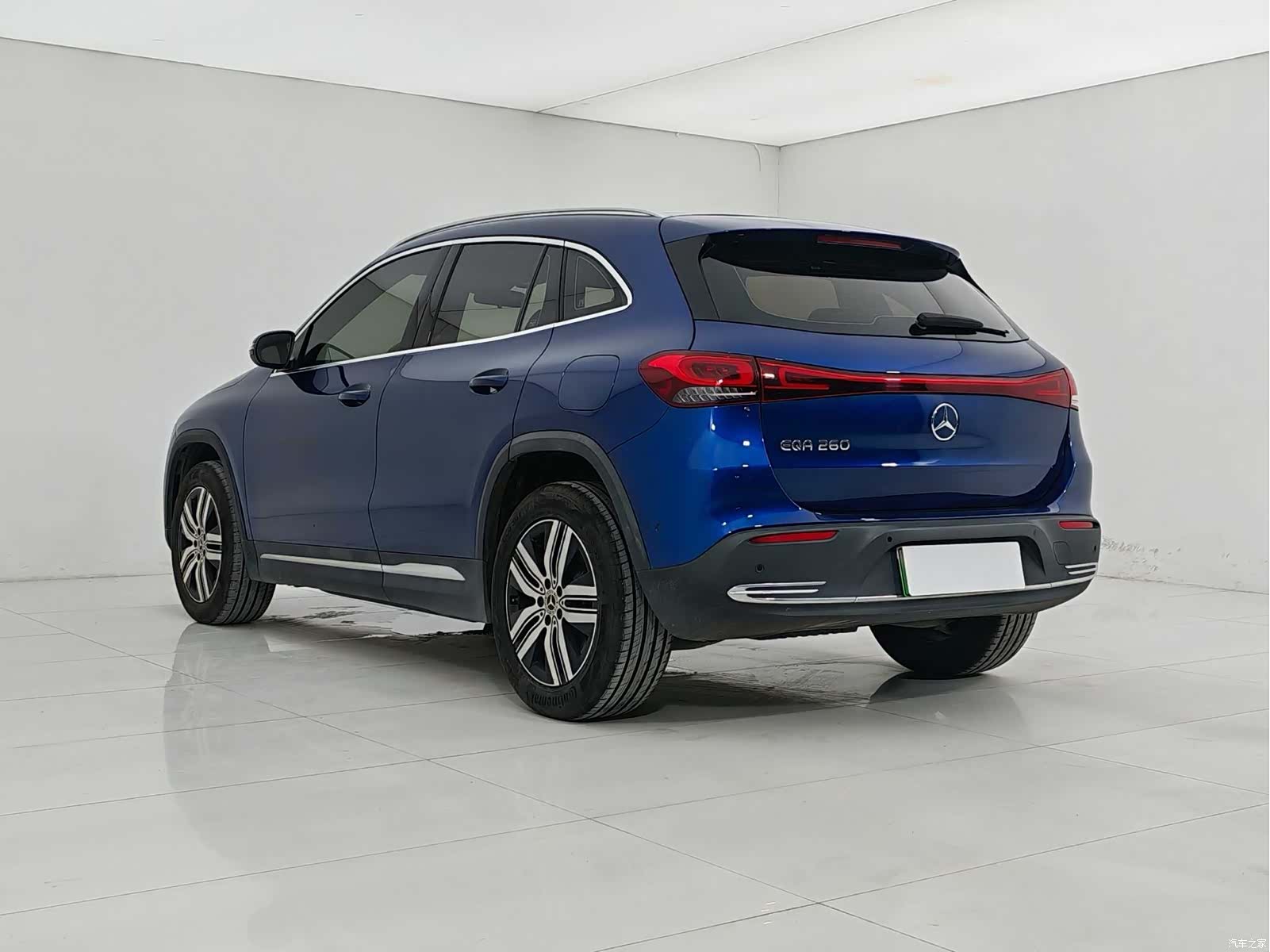 Mercedes-Benz EQA, 2023 4