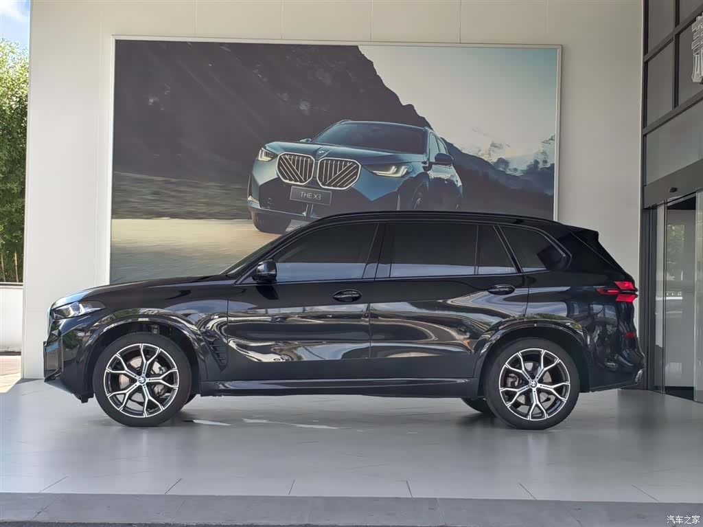 BMW X5, 2025 все фото