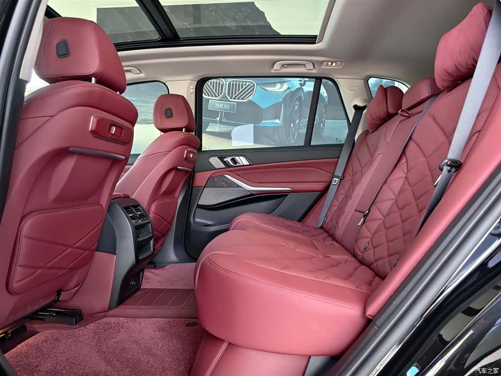 BMW X5, 2025 14