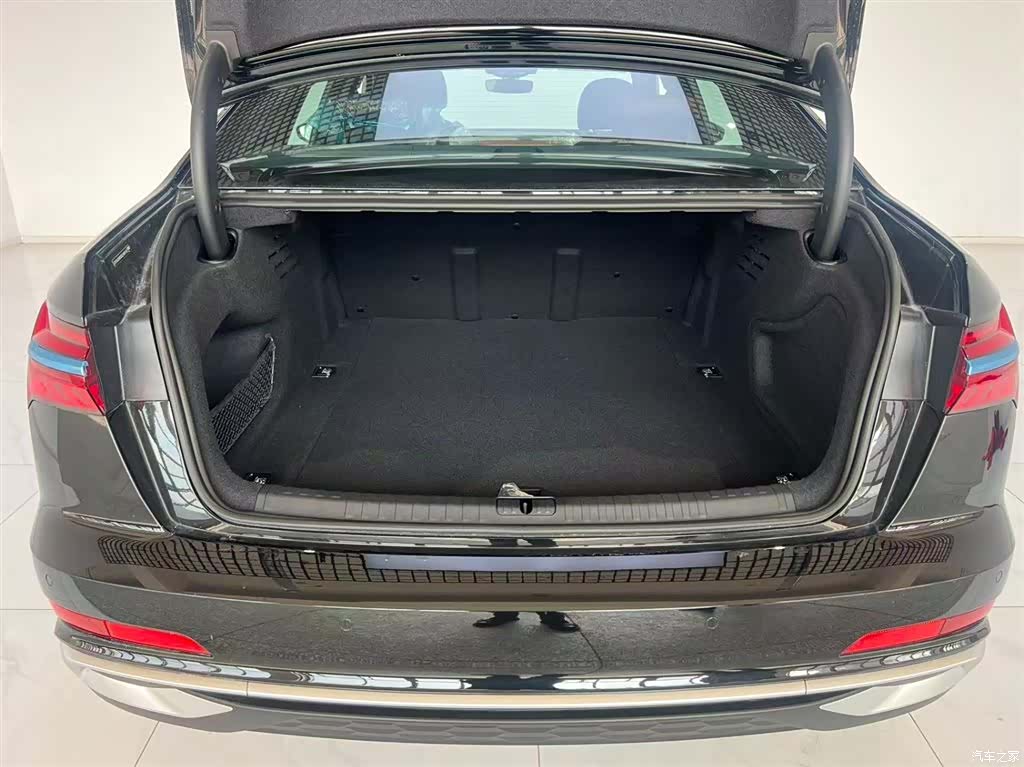 Audi A6L, 2023 6