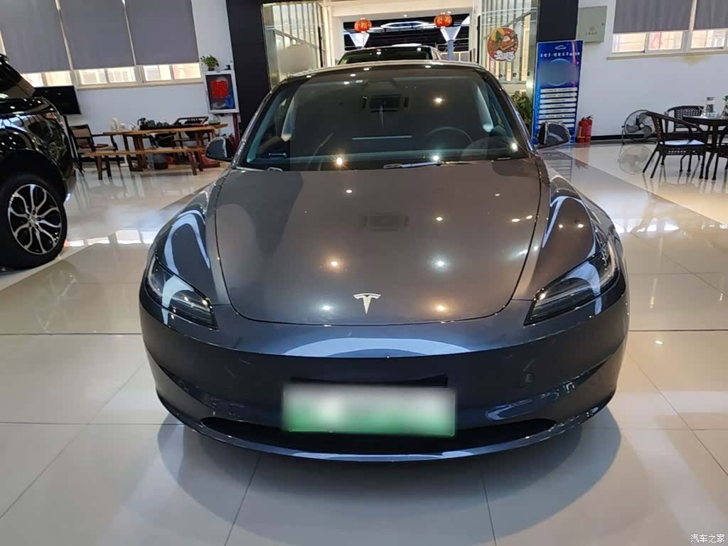 Tesla Model 3, 2024 3